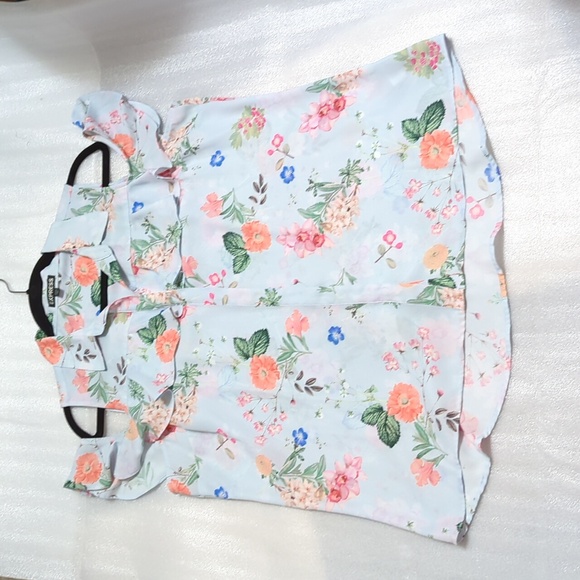 Express Tops - Express Women's Cold Shoulder Light Blue Floral Top Size Large